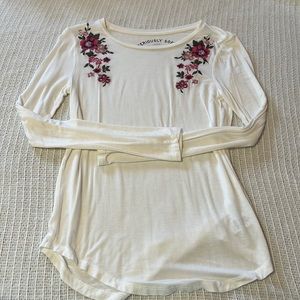 Long sleeve Aeropostale top